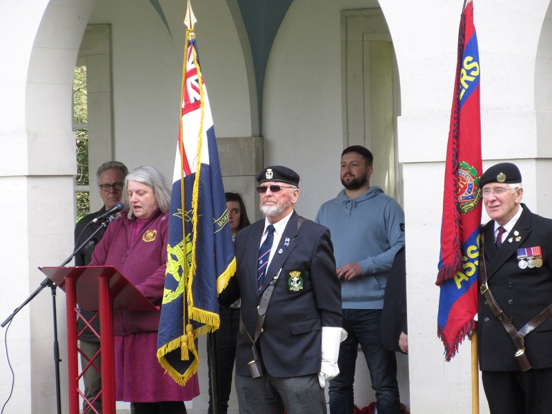 Pat Lewis delivering the Individual Remembrance